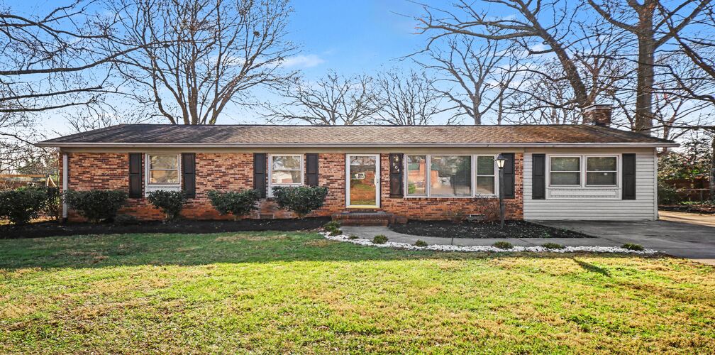 904 Union Ter, Gastonia, NC 28056